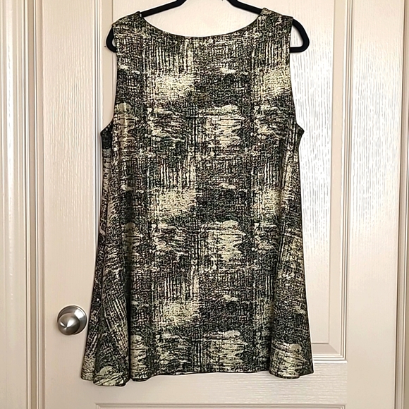 Vivian Wong Gold Black Sleeveless Tank Top, Size XL - Picture 2 of 7